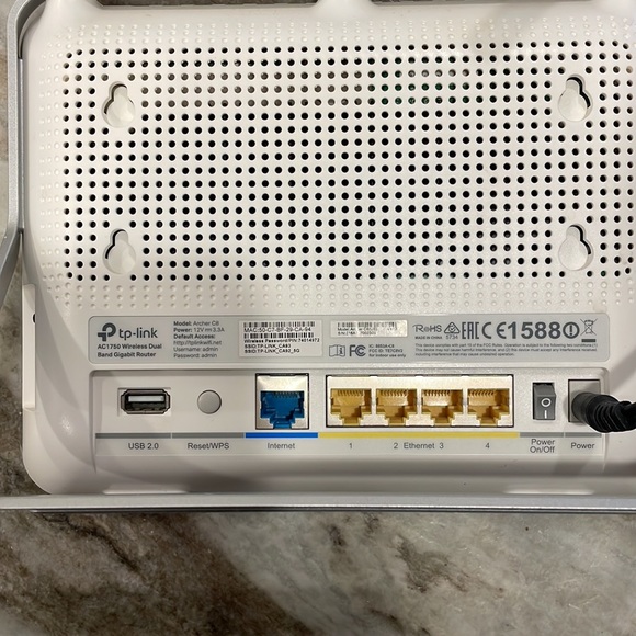 tp - link AC1750 Wireless Router - Picture 3 of 4